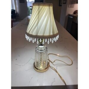 Vintage Hollywood Regency Cut Glass Table Lamp Gold Base Bead Shade Heyco